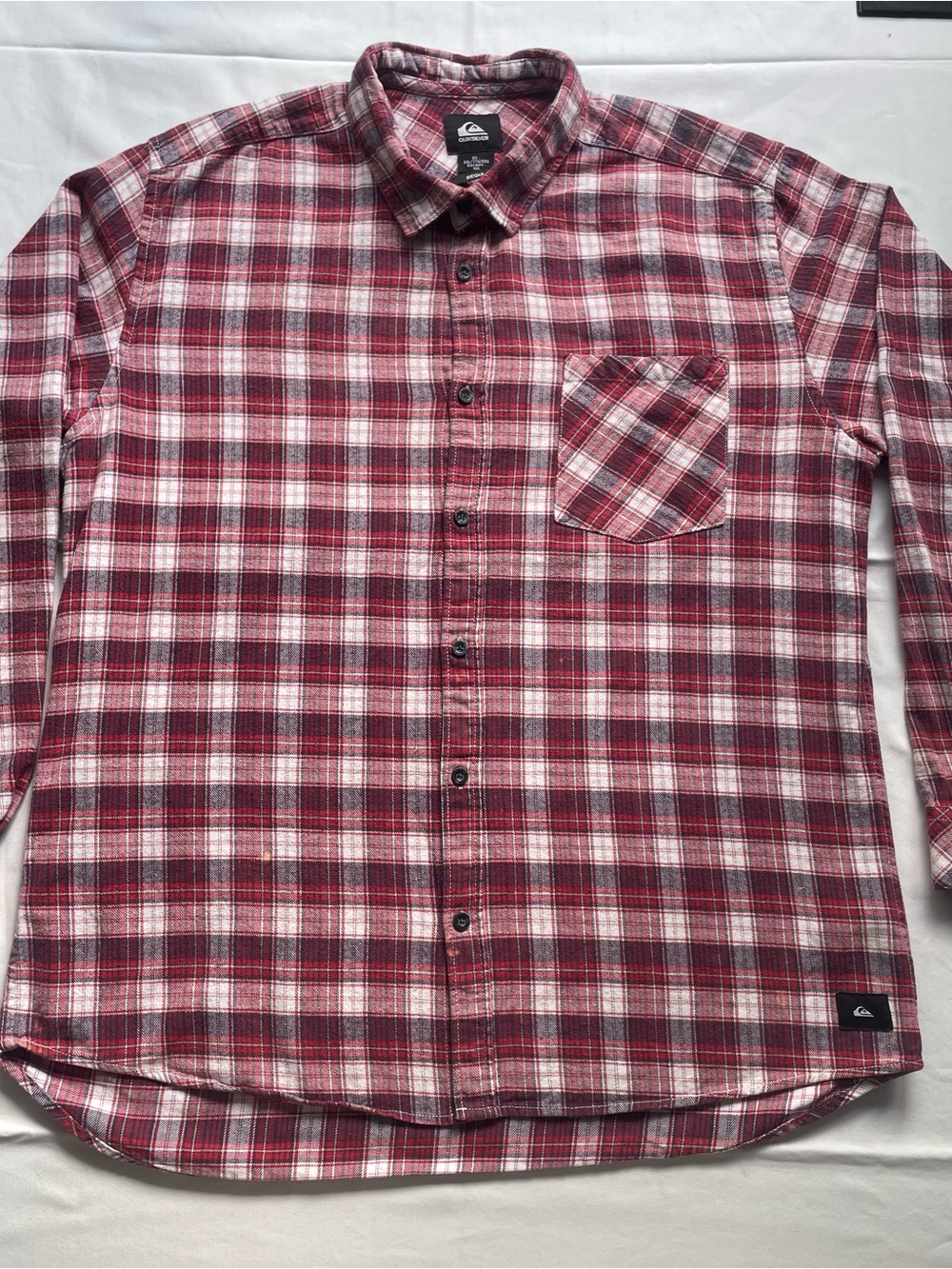Quiksilver Plaid Flannel Button Down Shirt Mens Size XXL Red White Grey Cotton
